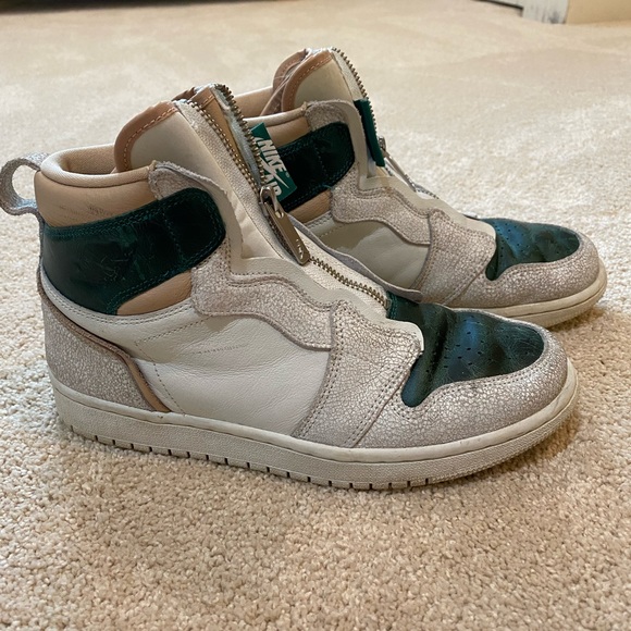 Nike Air Jordan Women’s 1 Retro High Zip - Picture 3 of 3